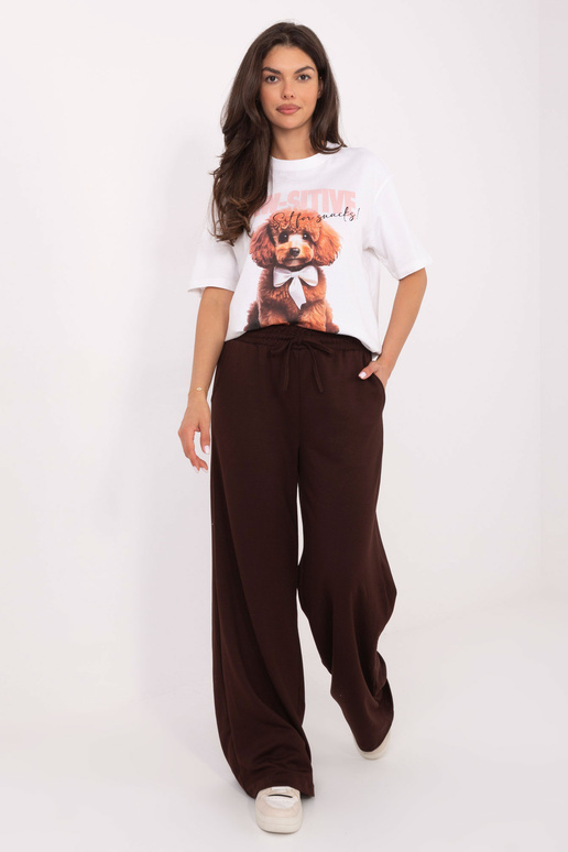 Tumepruunid spordipüksid