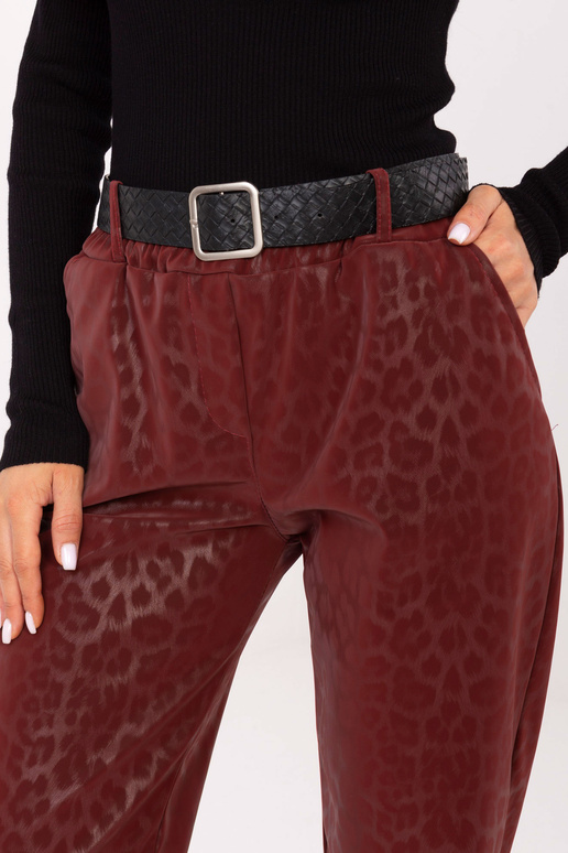 Burgundia punased püksid