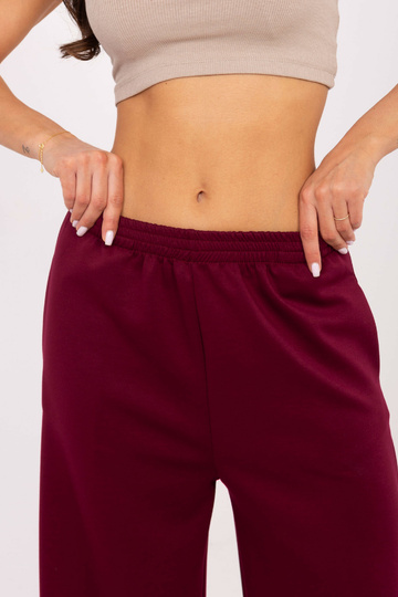 Burgundia punased püksid