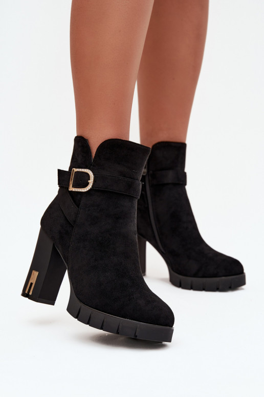 voodriga Naiste poolsaapad neetide ja pandlaga Must Nolivira voodriga Naiste poolsaapad neetide ja pandlaga Must Nolivira