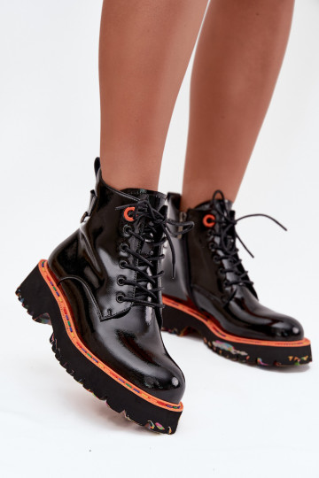 Naiste poolsaapad Z Laquej Skóry Naturalnej voodriga Artiker 57C0061 Must