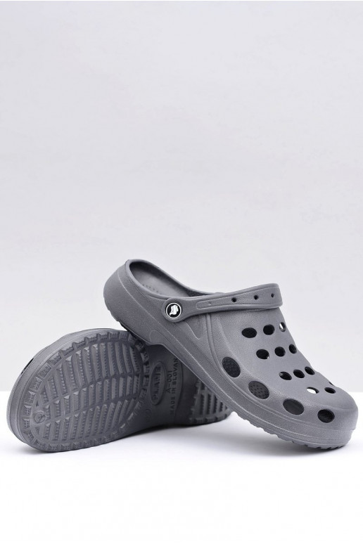 Meeste sussid aiaks ja basseini, hallid