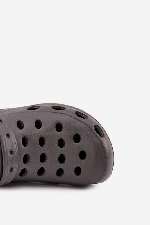 Meeste sussid aiaks ja basseini, hallid