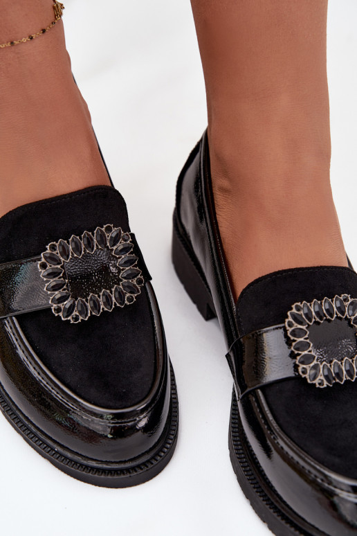 Lakitud mokassiinid  kaunistustega neetide ja pandlaga S.Barski HY52-546 Must