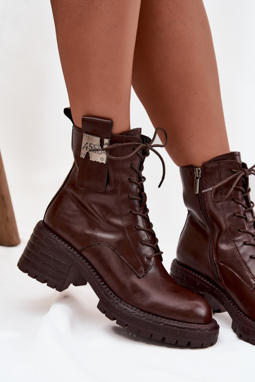 naiste saapad säärsaapad    Detalem Artiker 57C0213 pruunid värvi naiste saapad säärsaapad    Detalem Artiker 57C0213 pruunid värvi