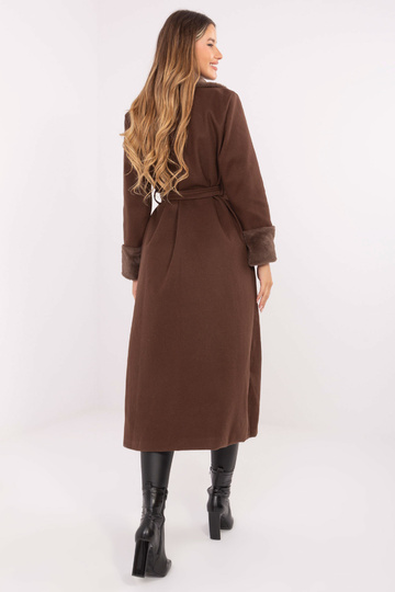 Pruun mantel 2