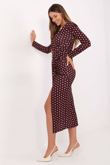 Pruunikaelusega kleit 2