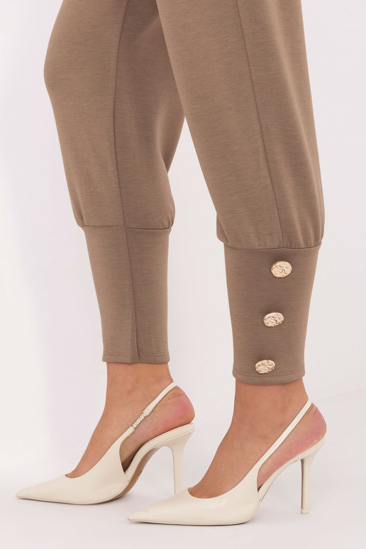 Tume liivakarva püksid