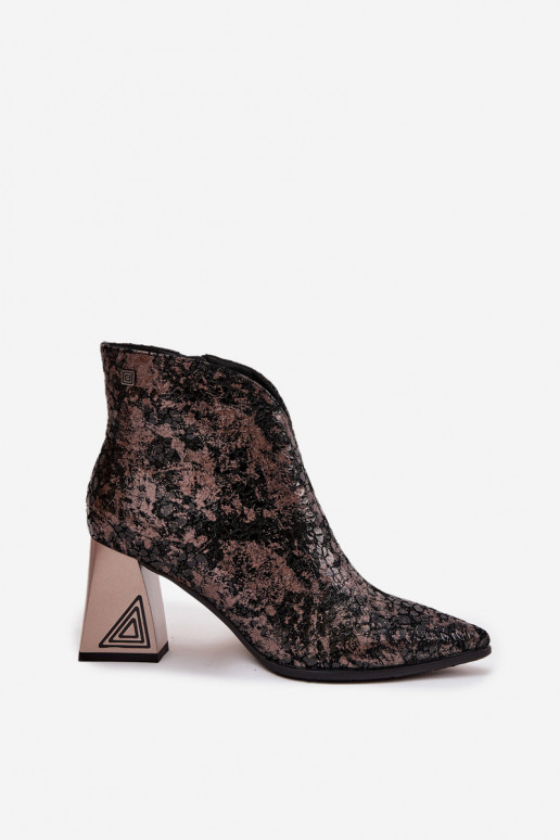   Naiste poolsaapad D&A CR52-679 Must