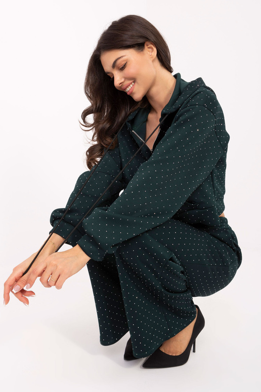 Tumedroheline komplekt