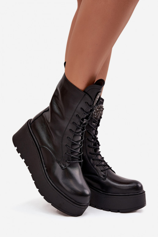 naiste saapad  kaunistustega voodriga Must Ulrika