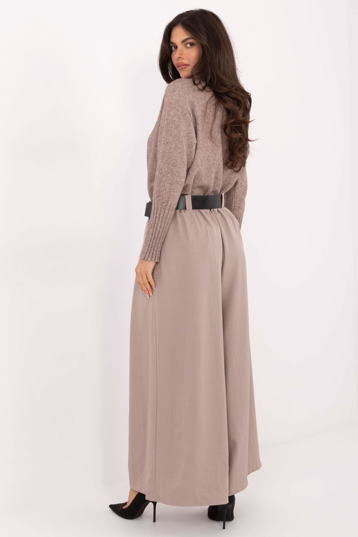 Tumedas liivakarva IT püksid