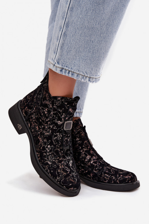 Naiste poolsaapad Z Naturalnego Zamszu  D&A CR52-713 must ja pruun