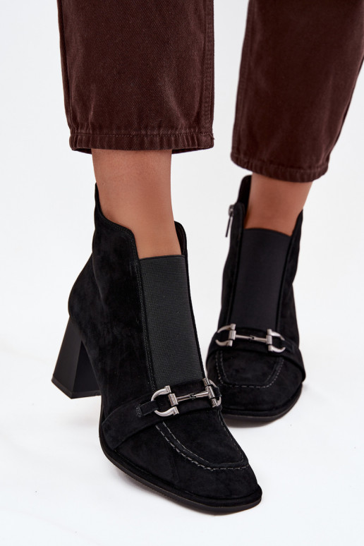 Naiste poolsaapad Z Naturalnego Zamszu kõrge jämeda kontsaga Artiker 57C0124 Must