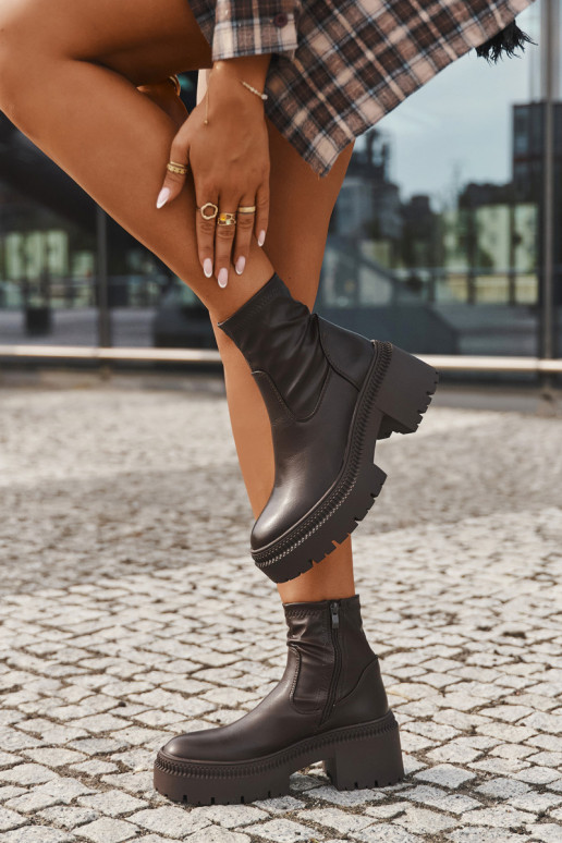 Naiste poolsaapad massiivsete kontsade ja platvormiga pruuni värvi eko nahast Elvianne