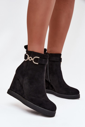 Rivana mustad saapad platvormil kaunistustega 2