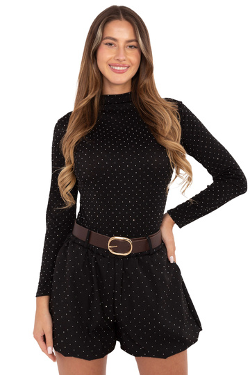 Mustad lühikesed püksid 2