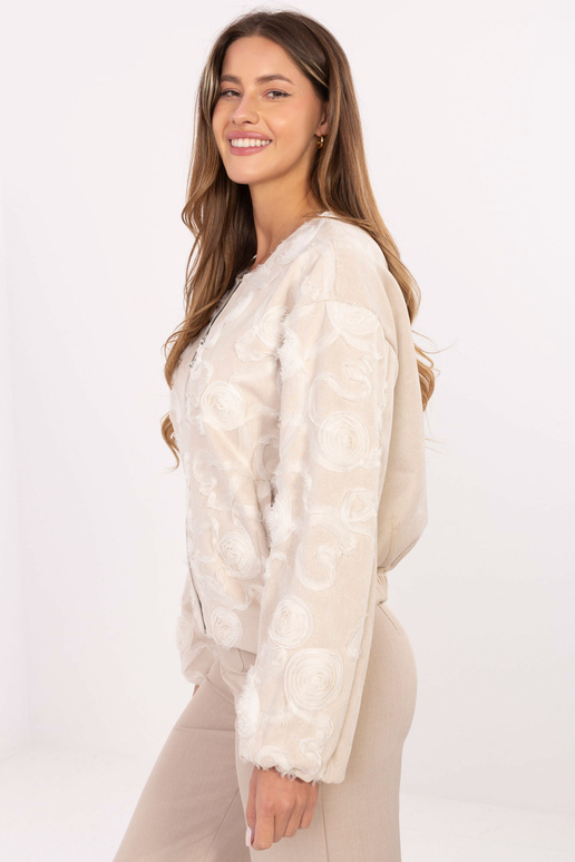 Jakk hele liivakarva