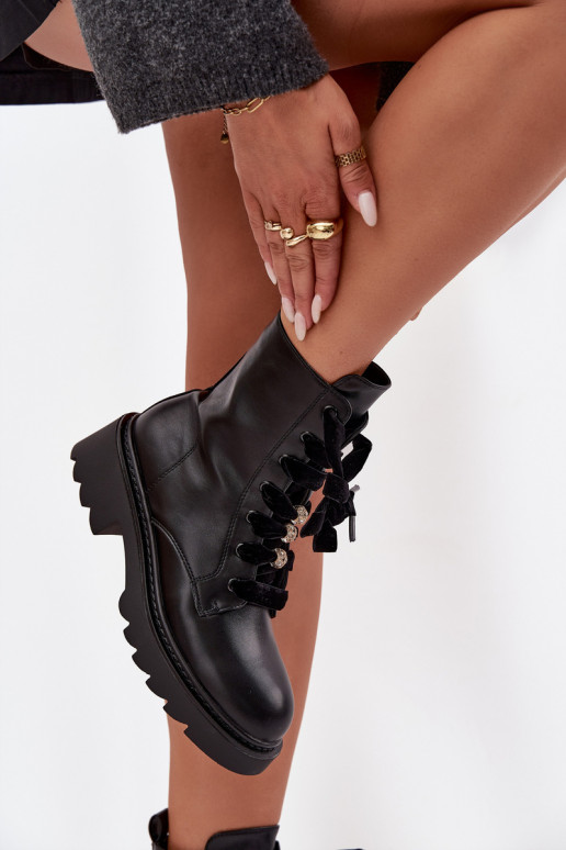 voodriga Naiste poolsaapad  m Must Elindra