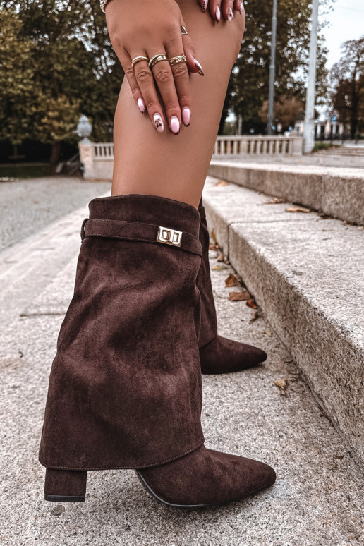 voodriga Pealiste poolsaapad dekoreeritud kontsaga Czekoladosissee Luvielle voodriga Pealiste poolsaapad dekoreeritud kontsaga Czekoladosissee Luvielle