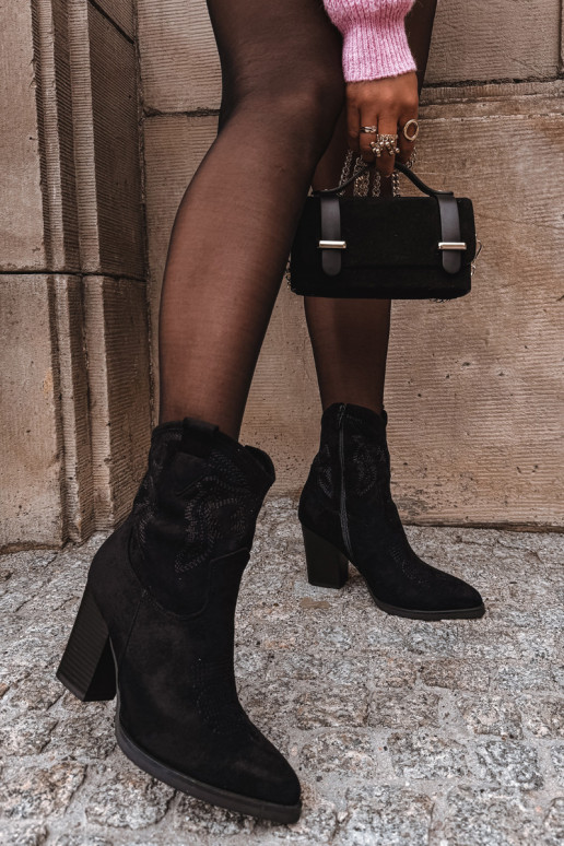 kauboistiilis saapad Pealiste omad kõrge jämeda kontsaga Eco Suedeosissee msuud Carissa