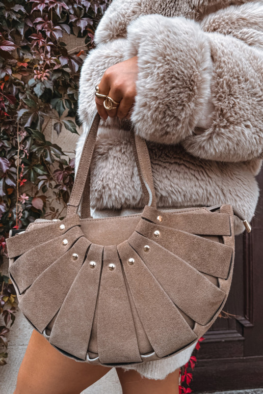 Käekott Z Naturalnego Zamszu elevandiluu värvi Tialine Käekott Z Naturalnego Zamszu elevandiluu värvi Tialine