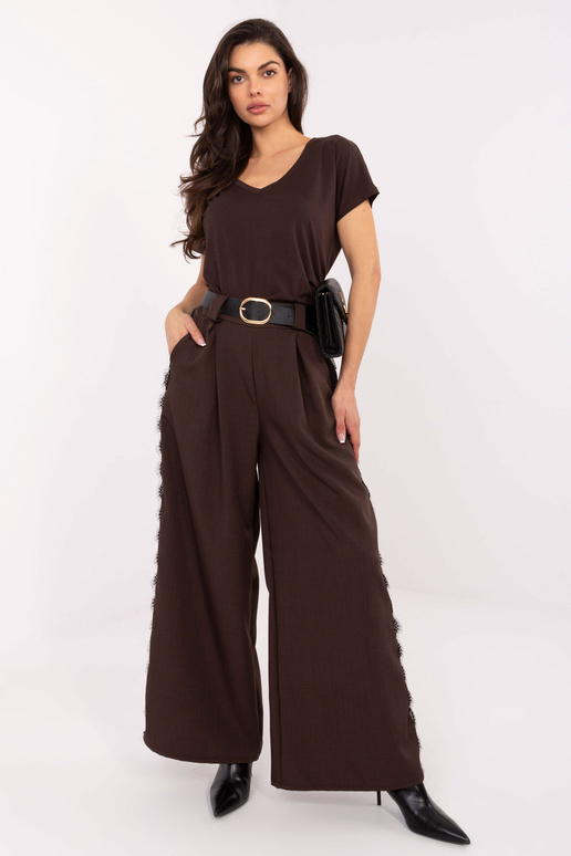 Tumepruunid t-särgid