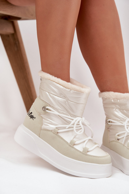 nööpidega lumesaapad  platvormiga Lee Cooper LCJ-25-03-3815 valget värvi nööpidega lumesaapad  platvormiga Lee Cooper LCJ-25-03-3815 valget värvi