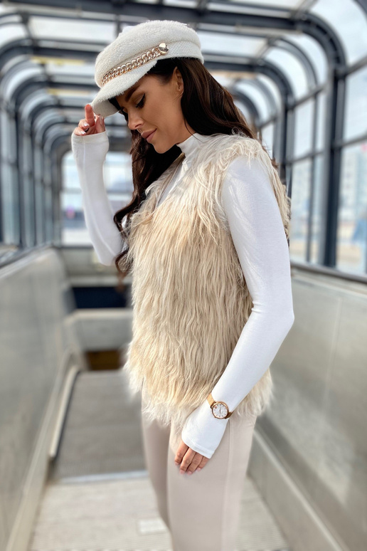 Liivakarva vest