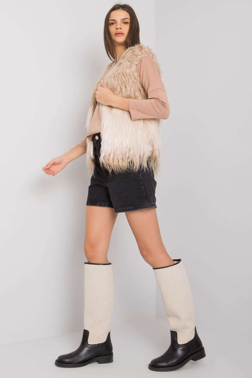 Liivakarva vest