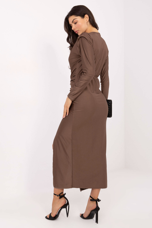 Tumesandaali värvi kleit