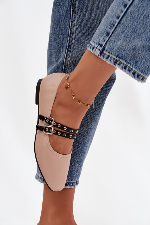 Baleriinad  Triipudega beeži värvi Deliora