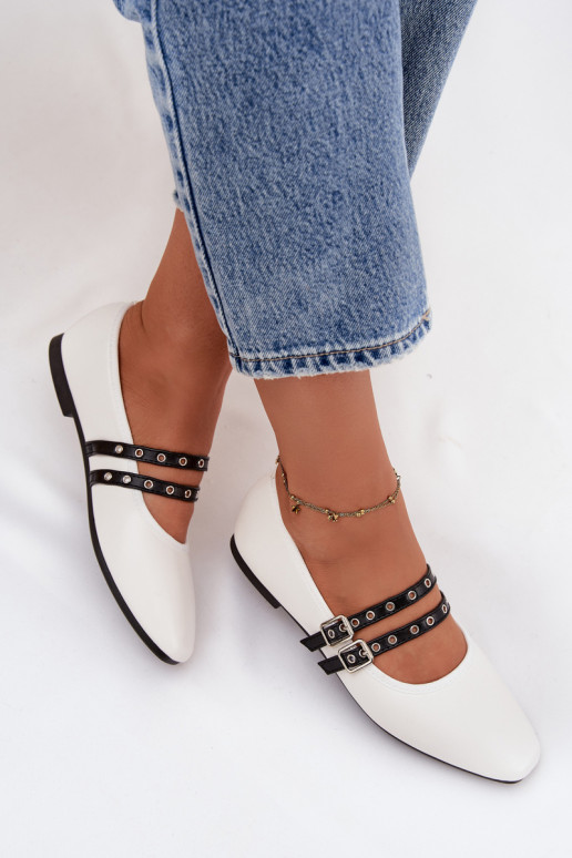 Baleriinad  Triipudega valget värvi Deliora