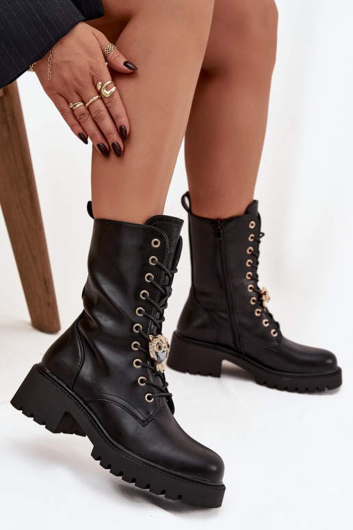 saapad  kaunistustega Must Jorayne