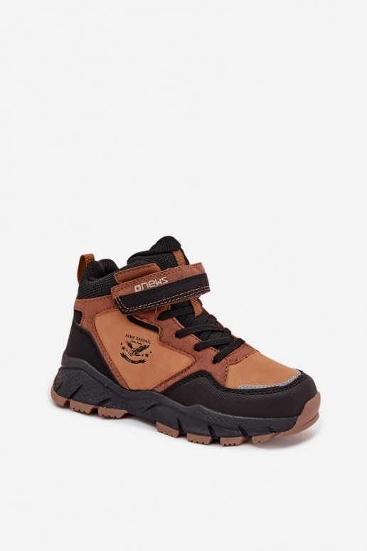 talvesaapad  Laste jalanõud krõpsudega kinnitatav voodriga pruunid värvi Miravie