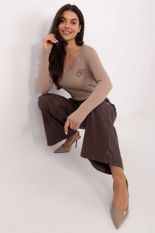 Tume liivakarva pluus