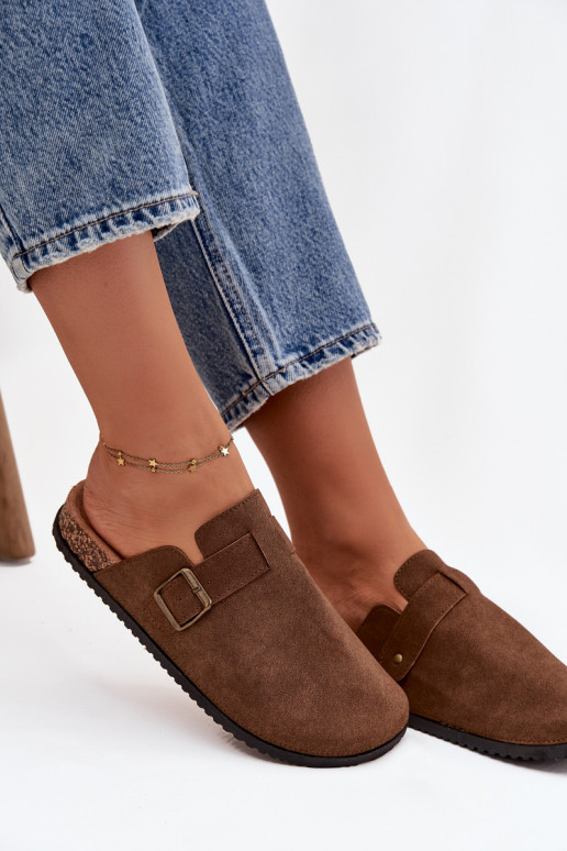 Sussid   i platvormiga neetide ja pandlaga pruunid värvi Selio