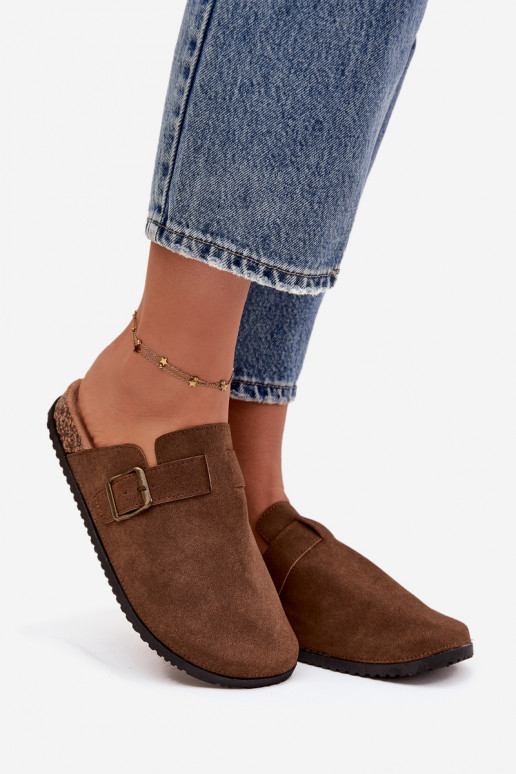 Sussid   i platvormiga neetide ja pandlaga pruunid värvi Selio