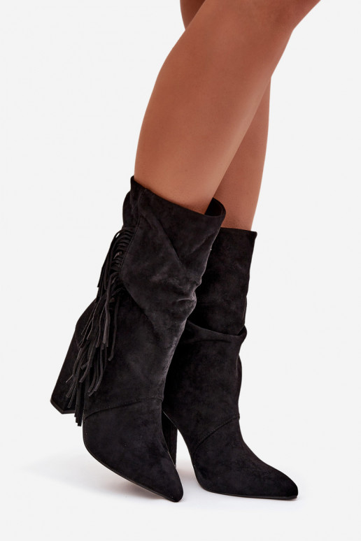 Naiste poolsaapad narmastega I Marszczeniem voodriga Must Darlina