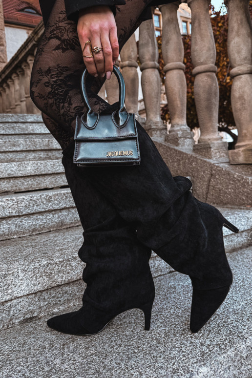 Must värvi kortsus sooja voodriga pikad saapad õhukeste kontsadega kunstsuede peal Tai turivella