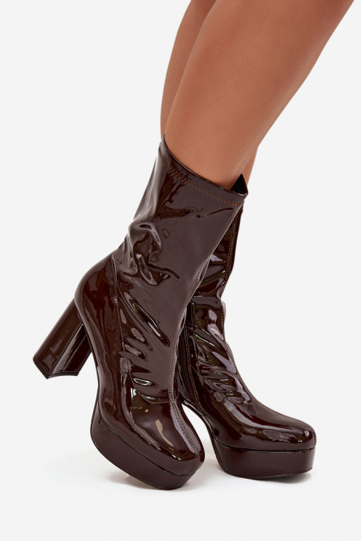 Calvessa lakk-kunstnahast naiste saapad platvormiga ja paksu kontsaga šokolaadikarva