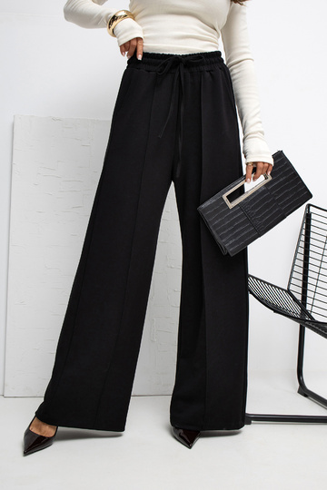 Mustad spordipüksid