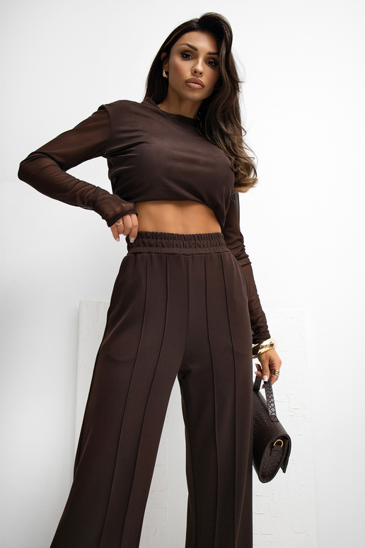 Tumepruunad spordipüksid