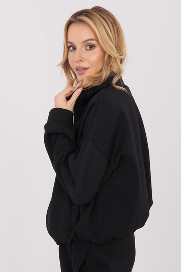 Must sinine kampsun 2