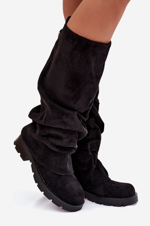 Naiste pika säärega saapad  kortsus tallaga Must Ilvessa