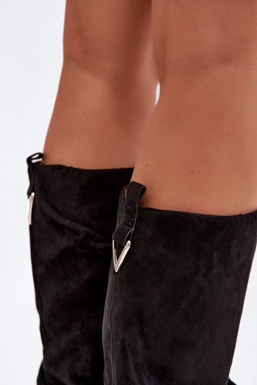 Naiste pika säärega saapad  kortsus tallaga Must Ilvessa