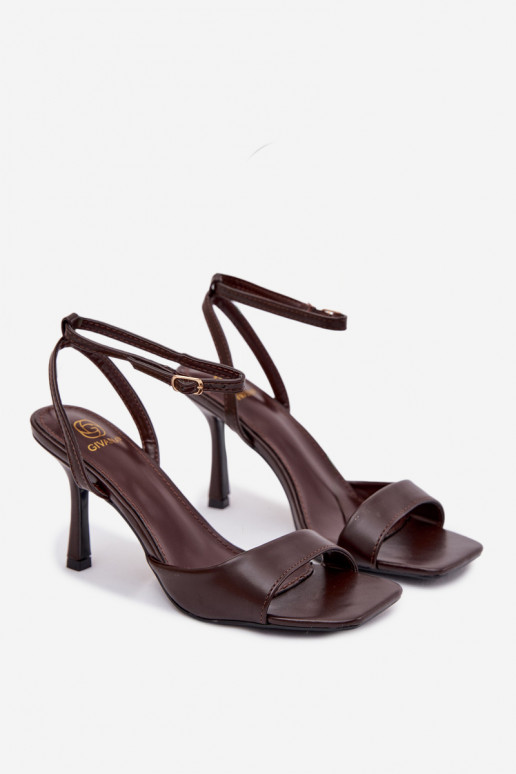 Naistesandaalid kõrge jämeda kontsaga Eko   Czekoladowe Brisora
