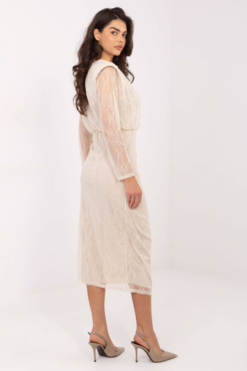 Kleit heledas liivakarva