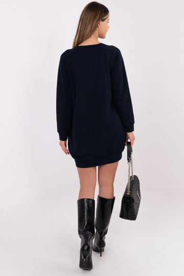 Granaatpunase tooniga kleit 2