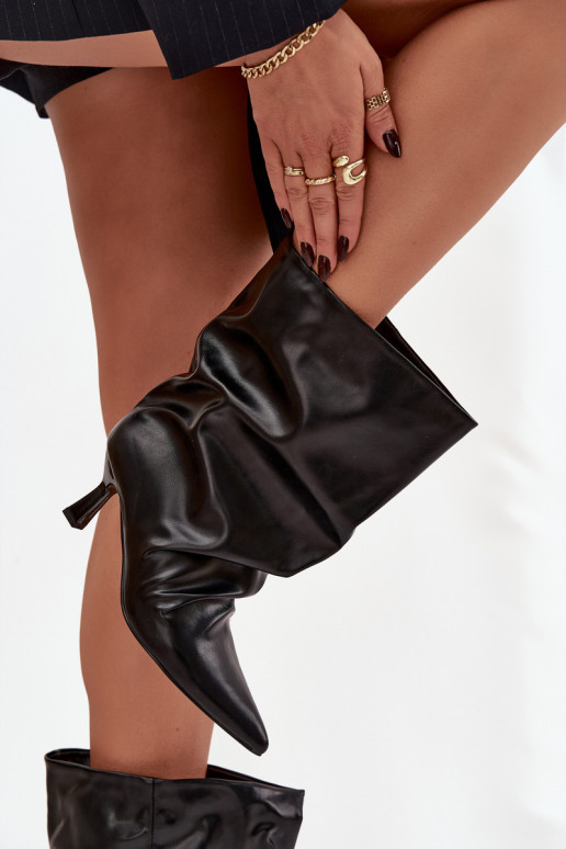 Naiste libisemisvastased saapad õhukeste kontsade ja kaarjate ülaosadega, musta värvi Inarisse